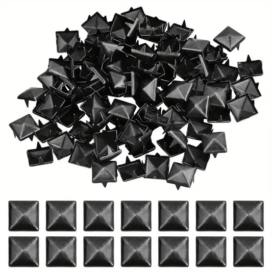 Clou pyramidal en métal de 10 mm x 10 mm